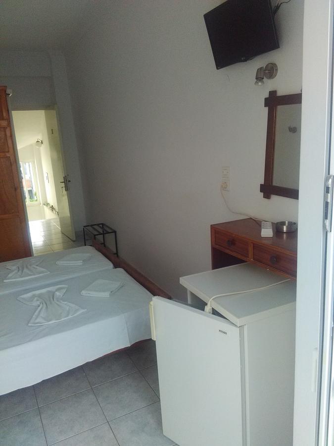 Alina Classic Hotel Loutra Edipsou  Kamer foto